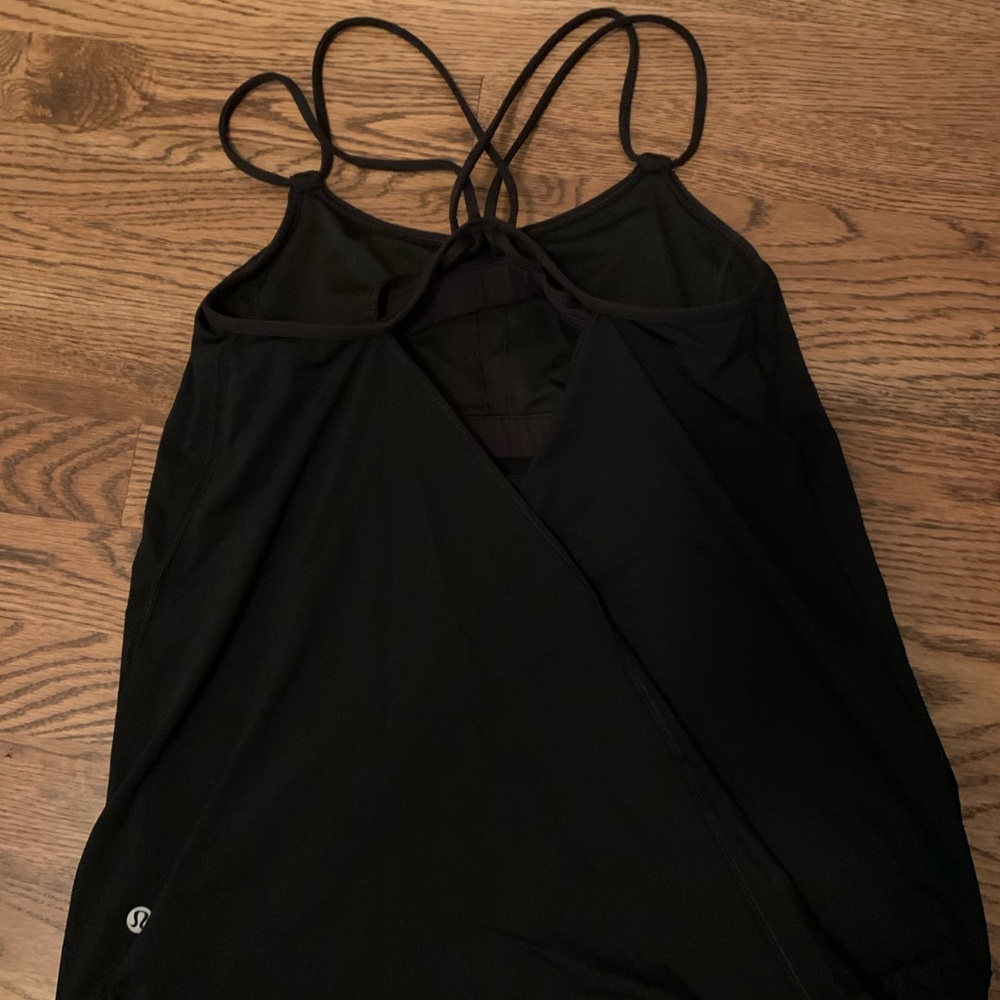 Lululemon tank